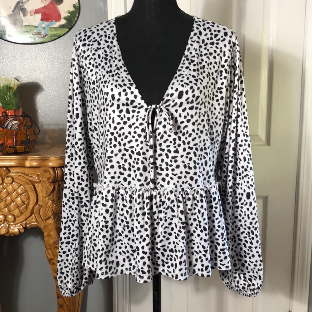 Altar’d State Leopard Print Black and White Peplum Top Size L